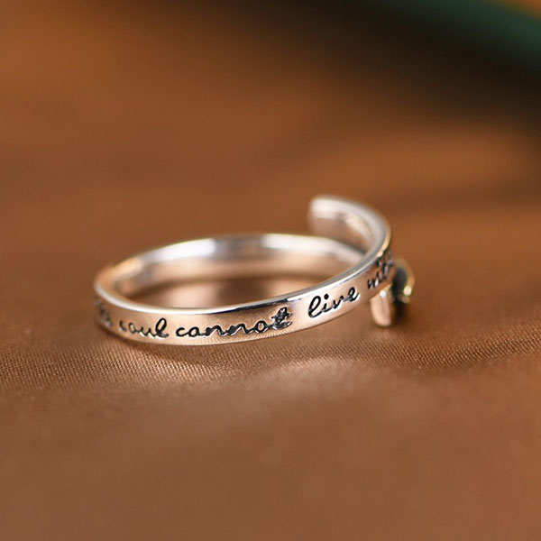 Neat And Clean 925 Sterling Silver Golden Leaf Ring
