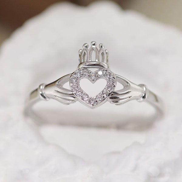 Classic 925 Sterling Silver Claddagh Ring