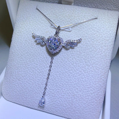 Angel Wing That Can Move Moissanite Necklace