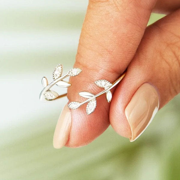 Neat Clean Leaf Shape 925 Sterling Silver Adjustable Ring