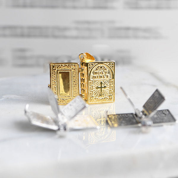 Classic 925 Sterling Silver Openable Bible Pendant Necklace