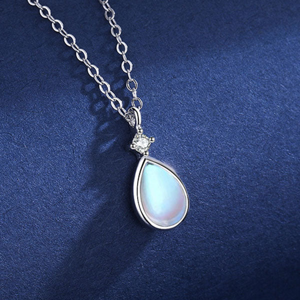 Fashion Moonstone 999 Sterling Silver Necklace