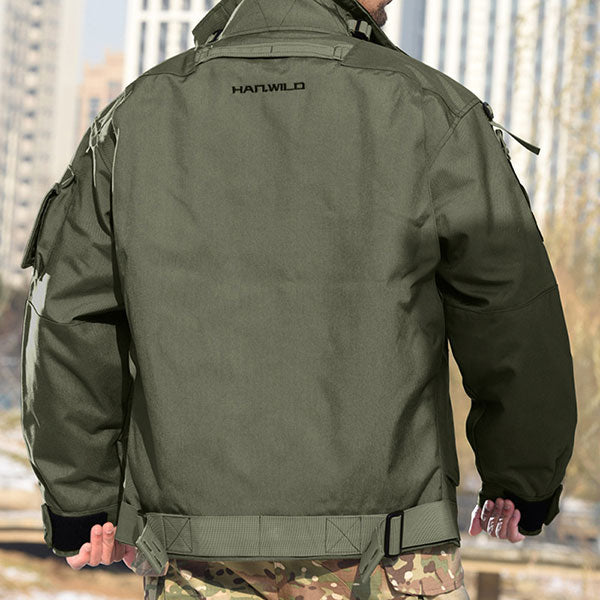 Water Resistant Men's Coat With Lots Of Pockets