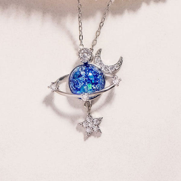 Beautiful 925 Sterling Silver Universe and Star Pendant Necklace
